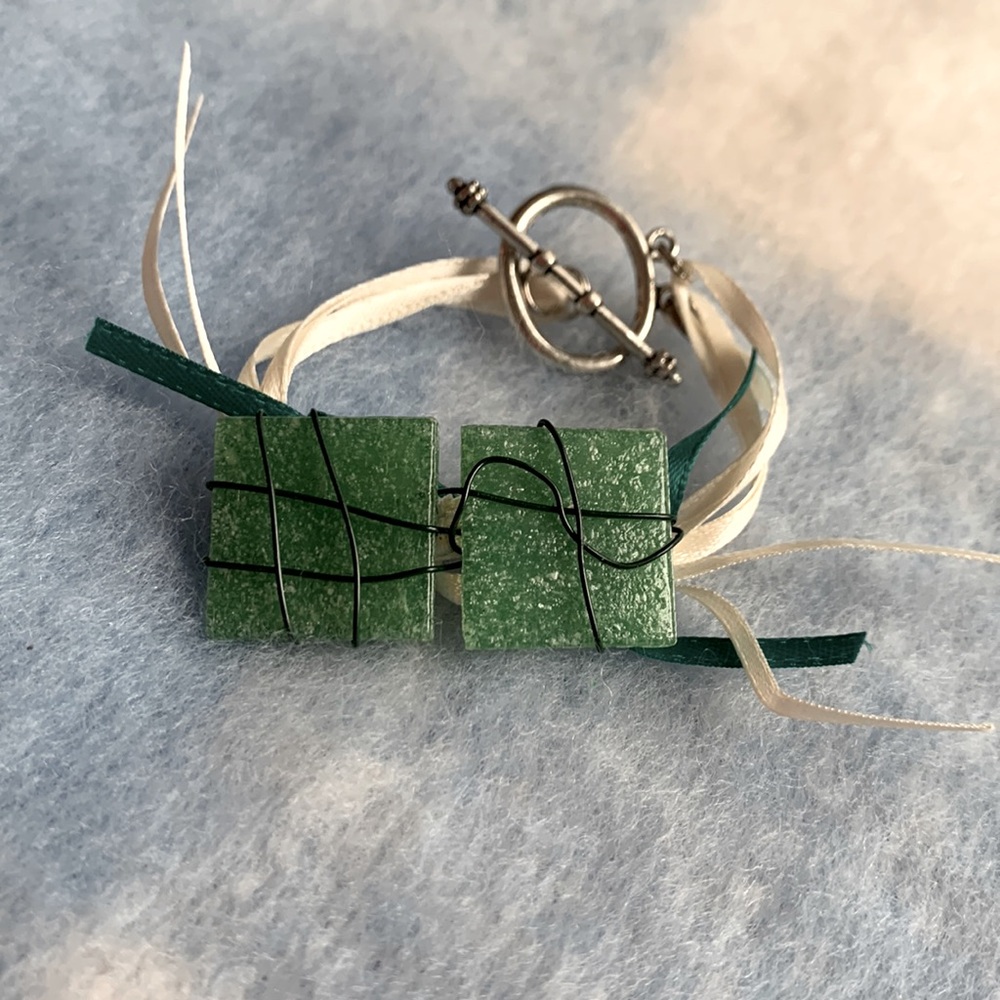 2x14$ ☃️ ❄️ Short bracelet Wire & ceramic squares & ribbons  (2) - green
